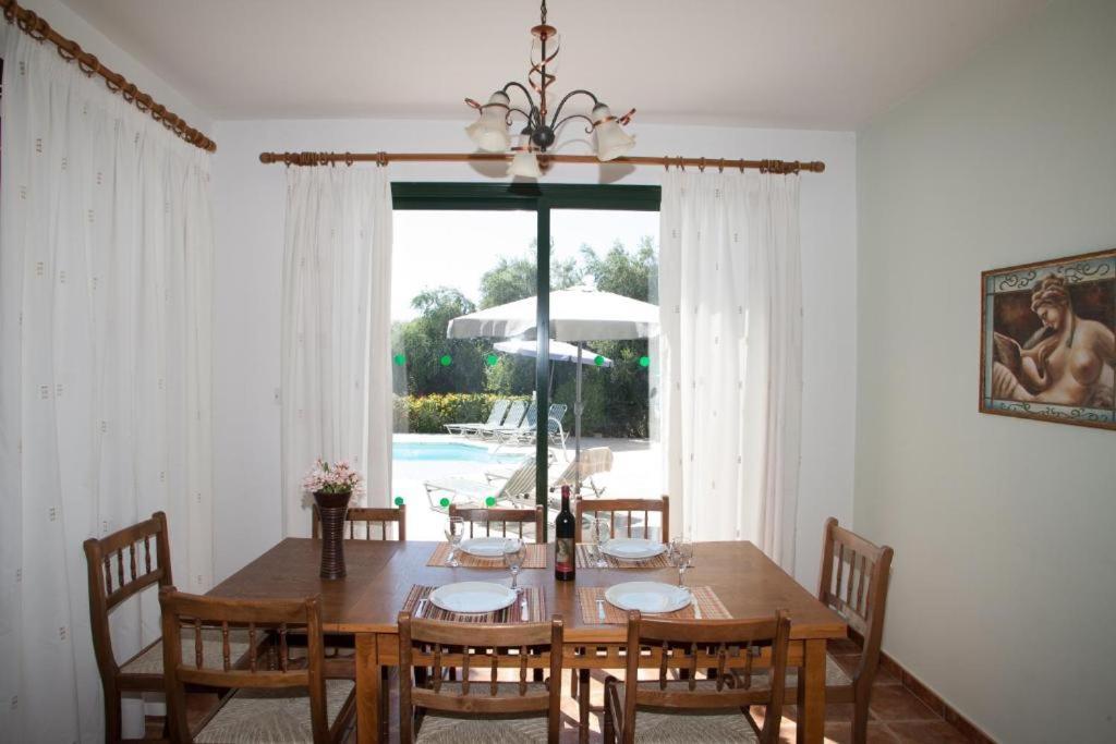 Banana Sunset Villas Paphos Eksteriør bilde